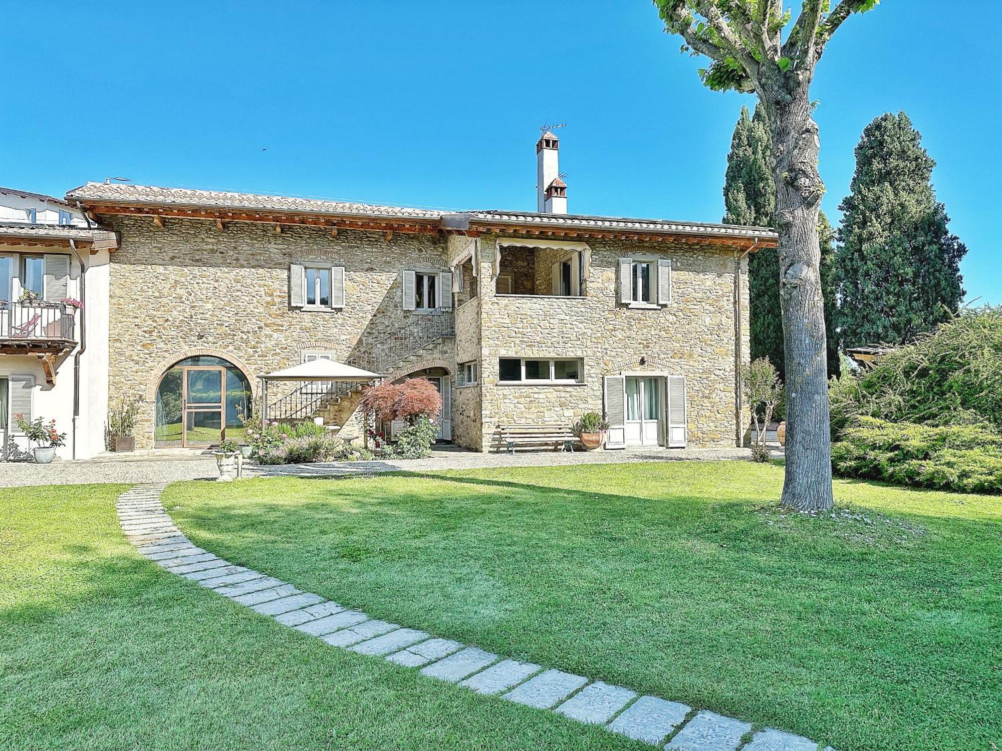 Villa Giuliana أريتسو المظهر الخارجي الصورة